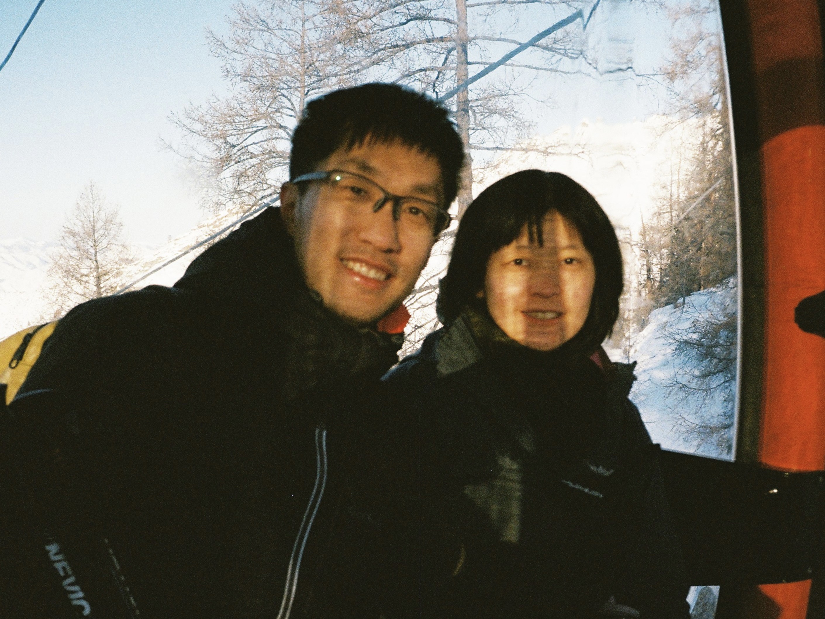 Xiao LU and Yiran WANG on a tennis court